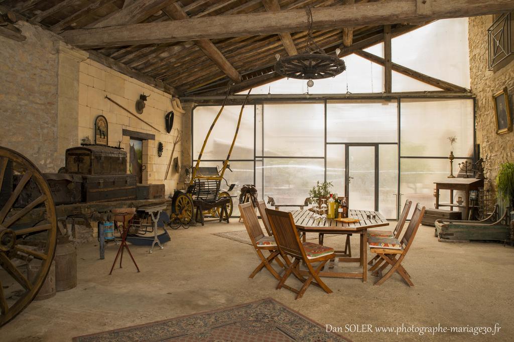 Le Clos Des Aramons Bernis Екстер'єр фото