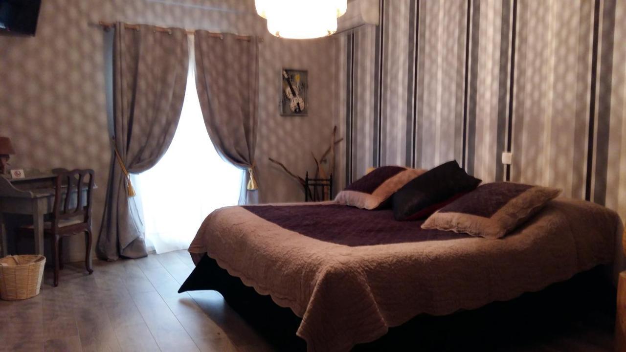 Le Clos Des Aramons Bernis Екстер'єр фото